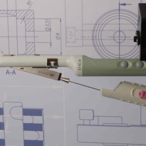 Seitenansicht MTT Nadelführung 42 Grad von MTT für die BK Ultrasound Schallköpfe 8818 / 8808e